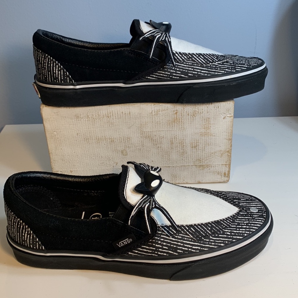 Disney x Vans The Nightmare Before Christmas
Slip Ons NEW! Halloween - Picture 5 of 10